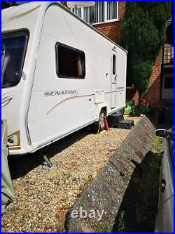 Bailey Senator Series 6 Caravan with awning, fixtures, fittings and accessories