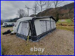 Sterling Elite Searcher, 4 Berth, Fixed Bed, Twin Axle, Awning